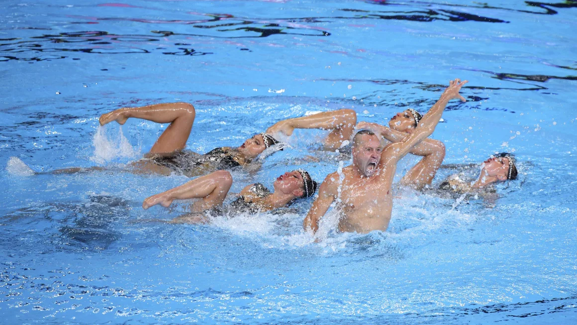 Artistic swimming due to kick off in Paris – without any men