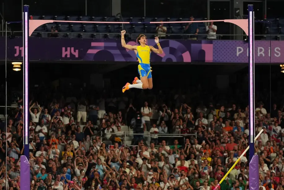 Mondo Duplantis, expanding the possible, soars to pole vault world record